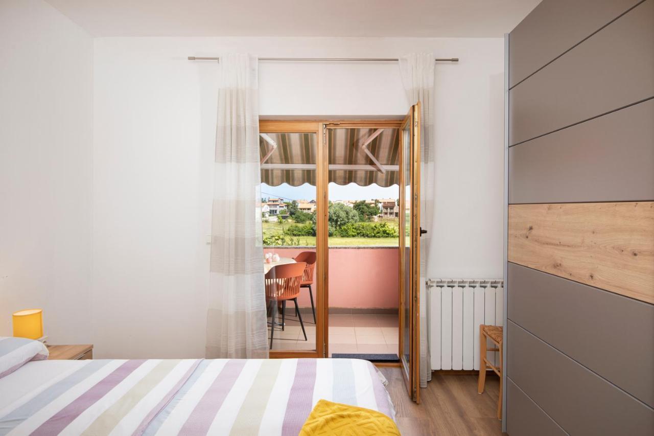 Sunny Apartment Valbandon Fazana Exterior photo