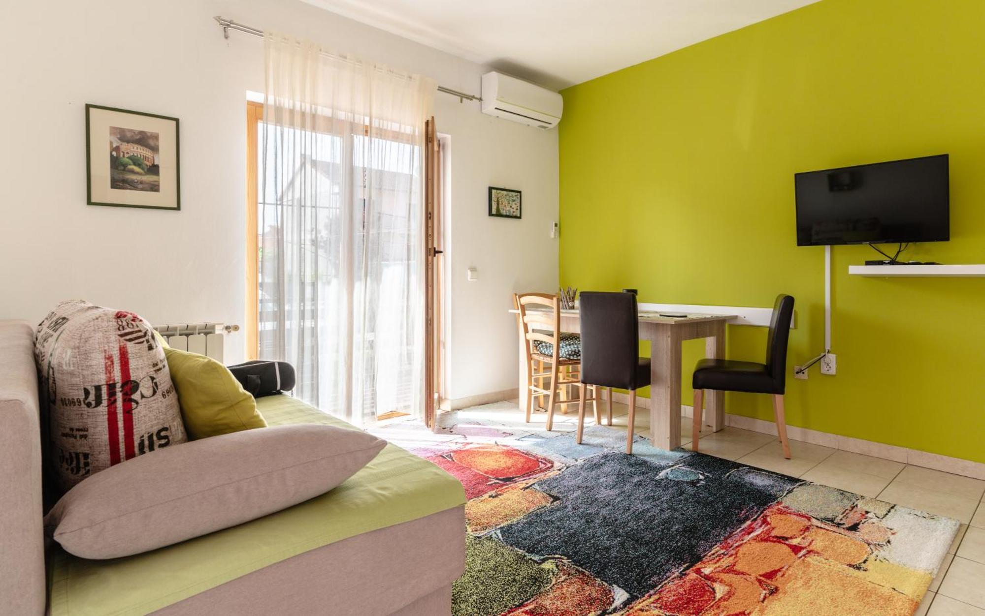 Sunny Apartment Valbandon Fazana Exterior photo