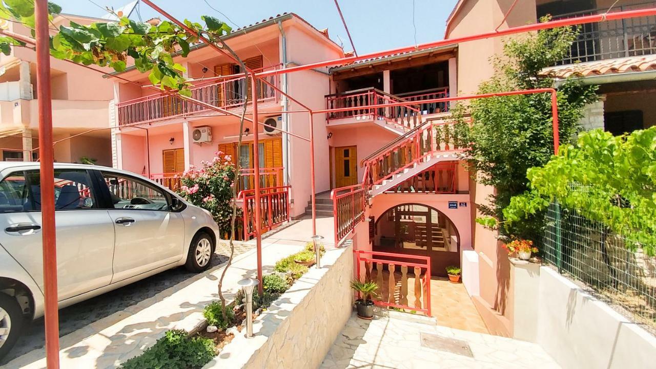 Sunny Apartment Valbandon Fazana Exterior photo